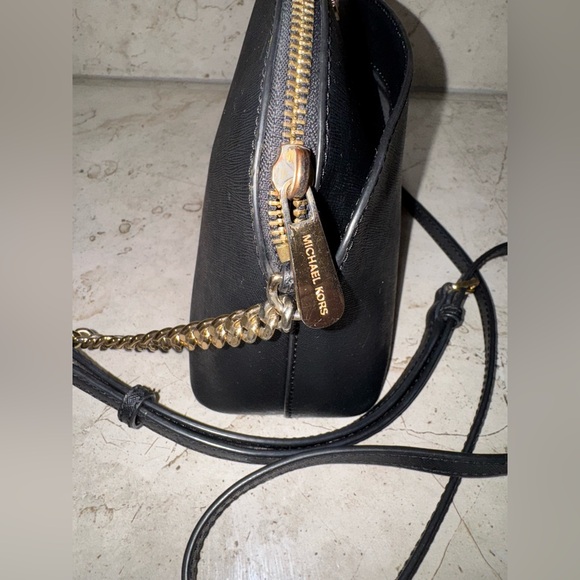 Michael Kors Black & Gold Crossbody - Picture 3 of 15